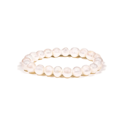 Armband mit weißen Potato-Süsswasserperlen