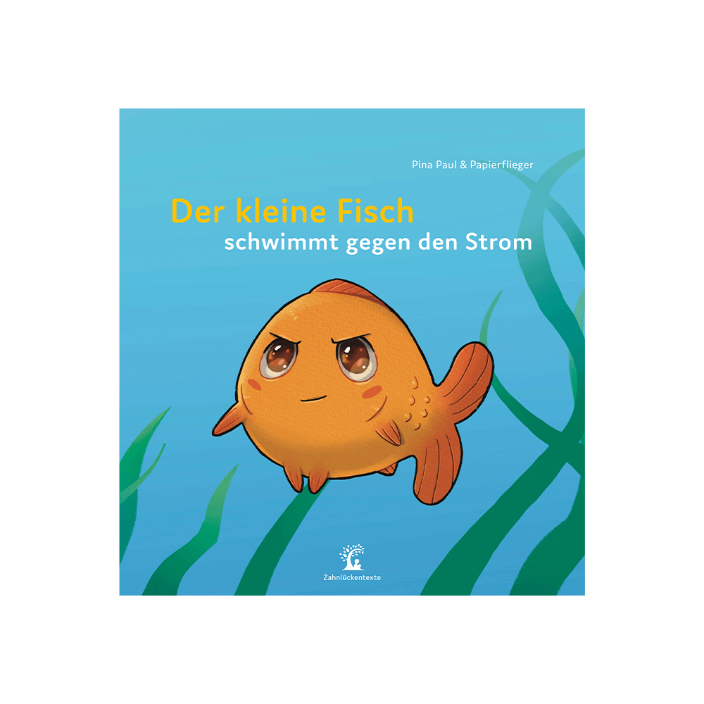 Der kleine Fisch schwimmt gegen den Strom